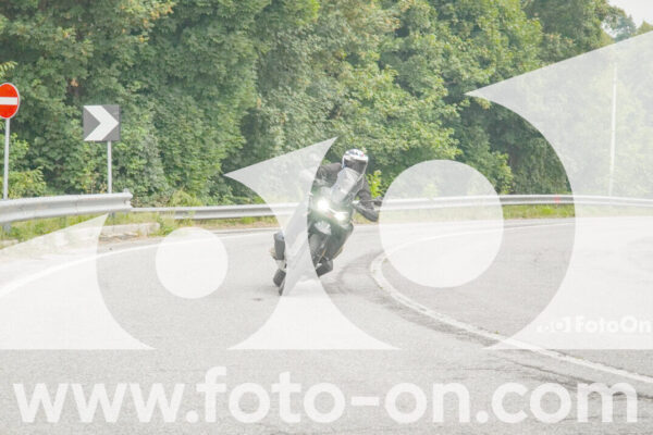 <h1 class="product-title">thumb_FF105231</h1>