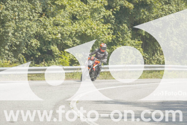<h1 class="product-title">thumb_FF105255-1</h1>
