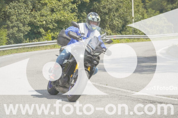 <h1 class="product-title">thumb_FF105258-1</h1>