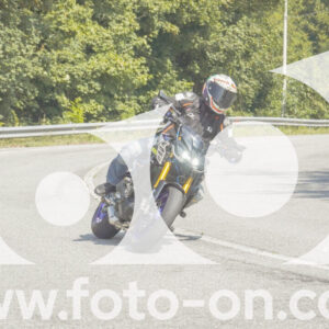 thumb_FF105304-1