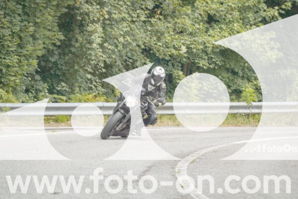 <h1 class="product-title">thumb_FF105328</h1>