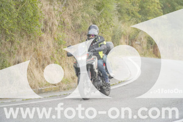 <h1 class="product-title">thumb_FF105360</h1>