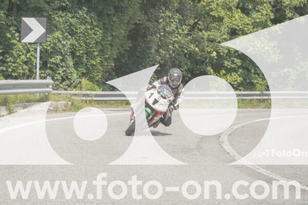 <h1 class="product-title">thumb_FF105361-1</h1>