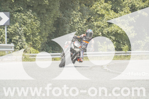 <h1 class="product-title">thumb_FF105384-1</h1>