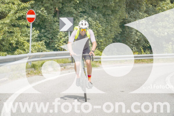 <h1 class="product-title">thumb_FF105408</h1>