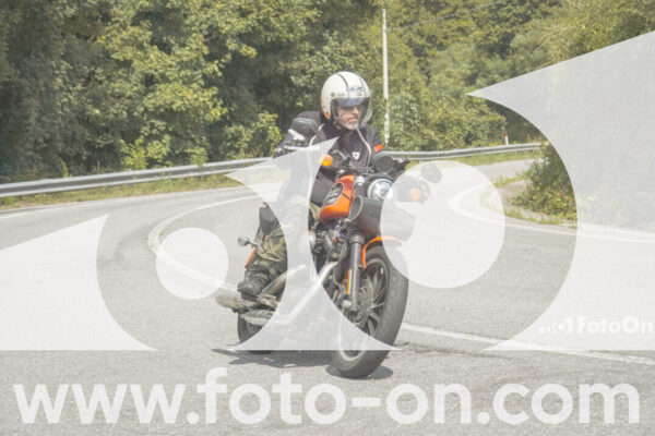 <h1 class="product-title">thumb_FF105410</h1>