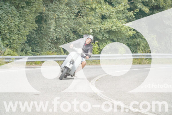<h1 class="product-title">thumb_FF105413</h1>