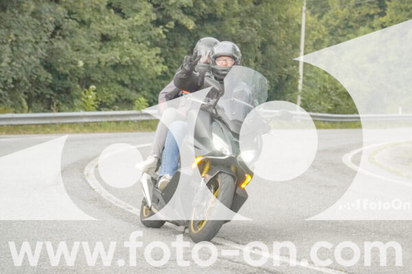 <h1 class="product-title">thumb_FF105422</h1>