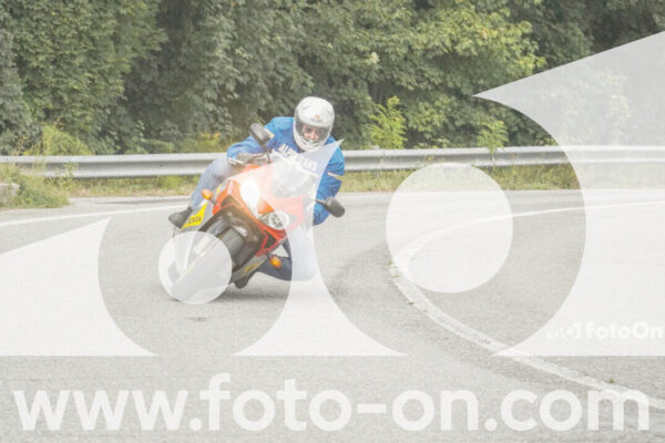 <h1 class="product-title">thumb_FF105478-1</h1>
