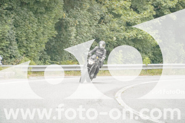 <h1 class="product-title">thumb_FF105486</h1>