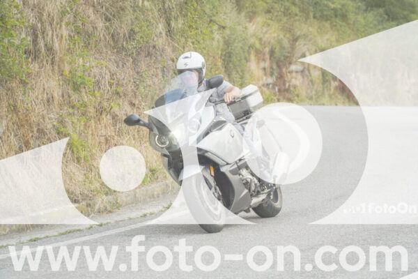 <h1 class="product-title">thumb_FF105516-1</h1>