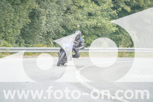 <h1 class="product-title">thumb_FF105528</h1>