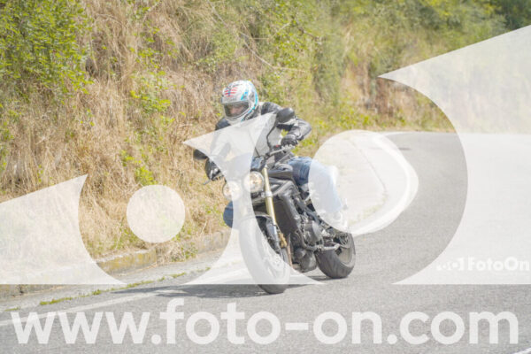 <h1 class="product-title">thumb_FF105557</h1>