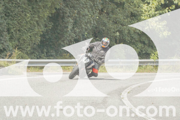 <h1 class="product-title">thumb_FF105607</h1>