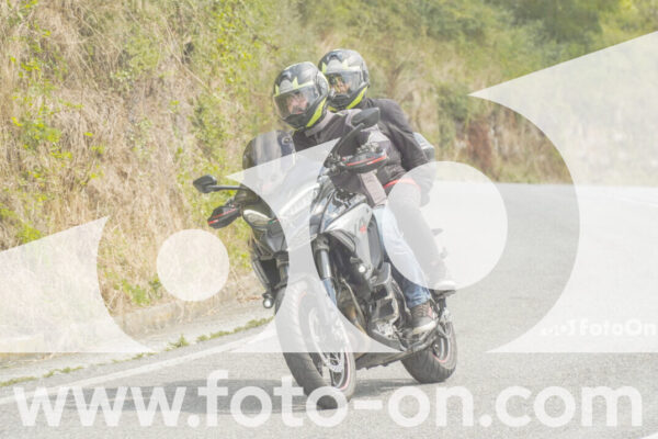 <h1 class="product-title">thumb_FF105614</h1>