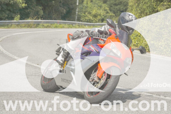 <h1 class="product-title">thumb_FF105620</h1>