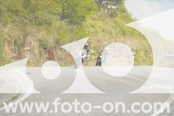 <h1 class="product-title">thumb_FF105622</h1>