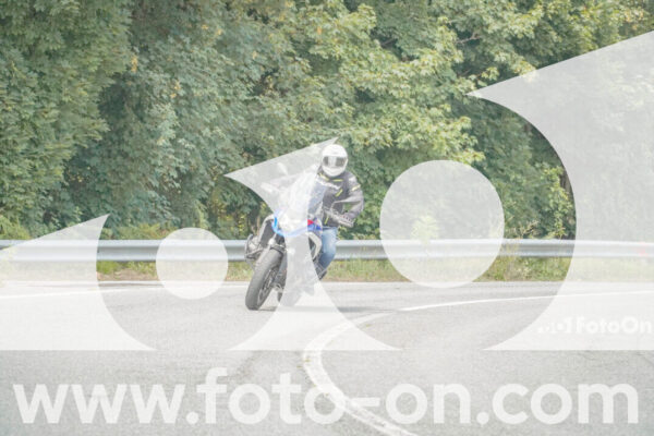 <h1 class="product-title">thumb_FF105628</h1>