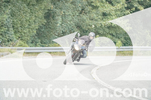 <h1 class="product-title">thumb_FF105645</h1>