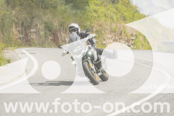 <h1 class="product-title">thumb_FF105653-1</h1>