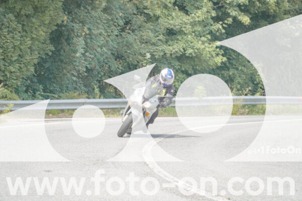 <h1 class="product-title">thumb_FF105667</h1>