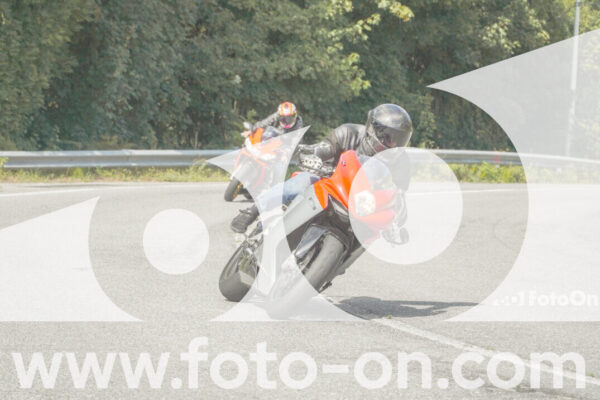 <h1 class="product-title">thumb_FF105669</h1>