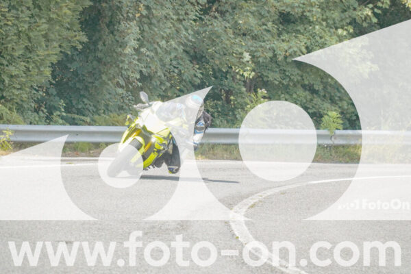 <h1 class="product-title">thumb_FF105715</h1>