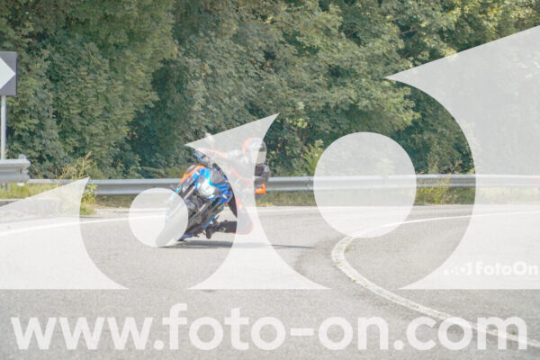 <h1 class="product-title">thumb_FF105735</h1>