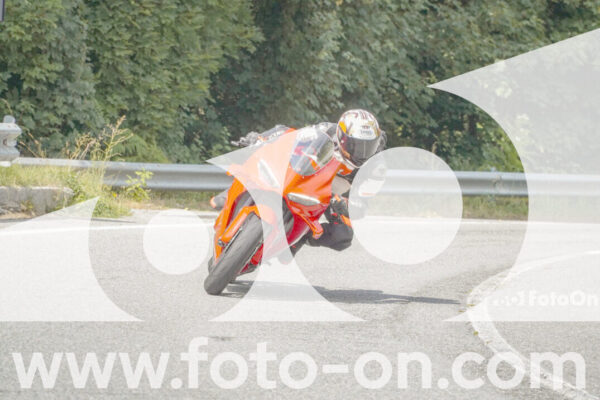 <h1 class="product-title">thumb_FF105748</h1>