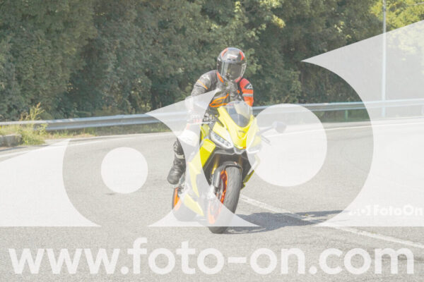 <h1 class="product-title">thumb_FF105785</h1>