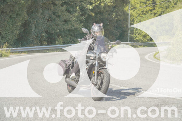 <h1 class="product-title">thumb_FF105794-1</h1>