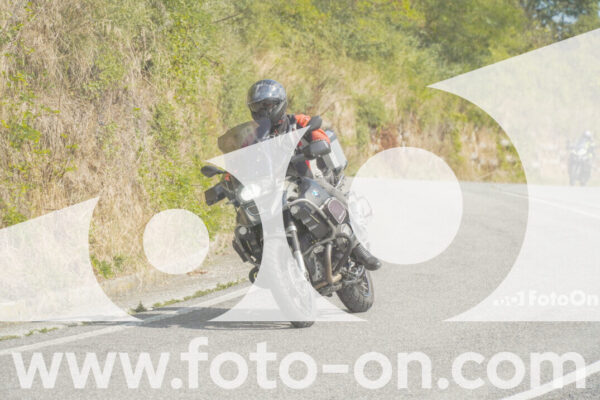 <h1 class="product-title">thumb_FF105824-1</h1>