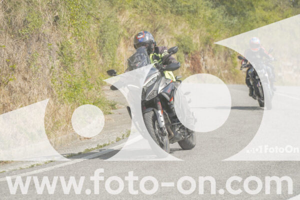 <h1 class="product-title">thumb_FF105825</h1>