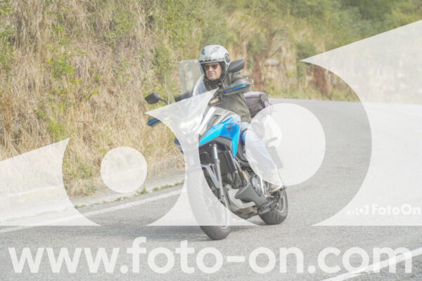 <h1 class="product-title">thumb_FF105845-1</h1>