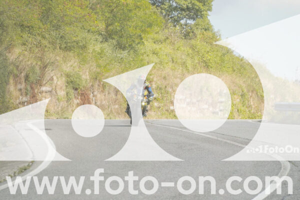 <h1 class="product-title">thumb_FF105846</h1>