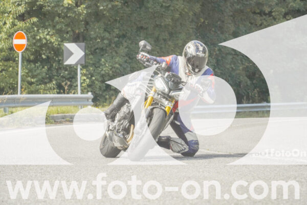 <h1 class="product-title">thumb_FF105865</h1>