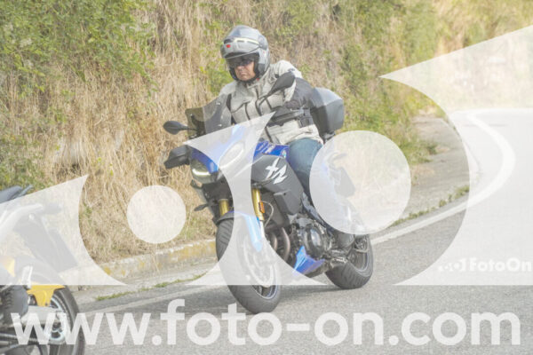 <h1 class="product-title">thumb_FF105898</h1>