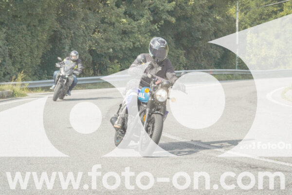 <h1 class="product-title">thumb_FF105902-1</h1>
