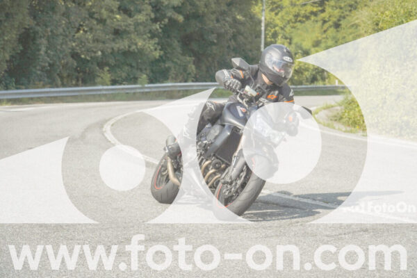 <h1 class="product-title">thumb_FF105923</h1>