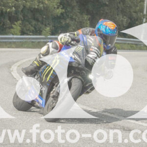 thumb_FF105976