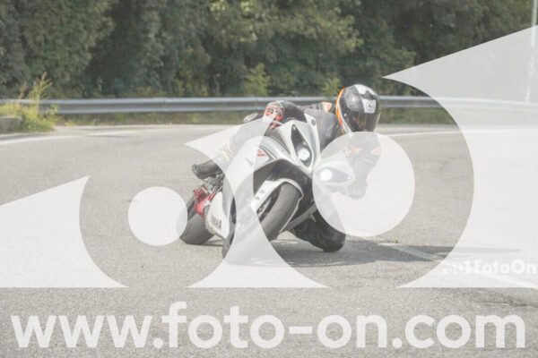 <h1 class="product-title">thumb_FF105981-1</h1>