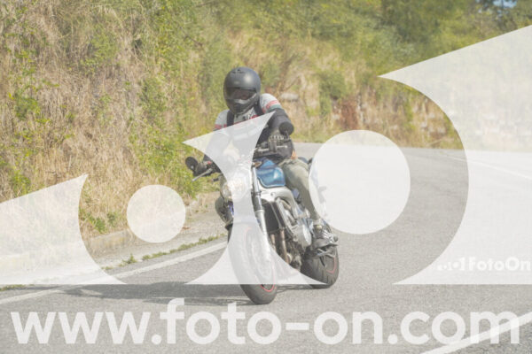 <h1 class="product-title">thumb_FF105983-1</h1>