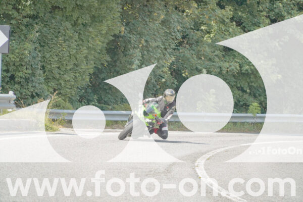 <h1 class="product-title">thumb_FF106013</h1>