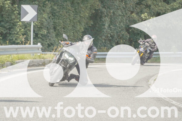 <h1 class="product-title">thumb_FF106018-1</h1>