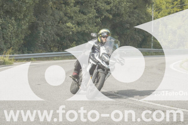 <h1 class="product-title">thumb_FF106030</h1>