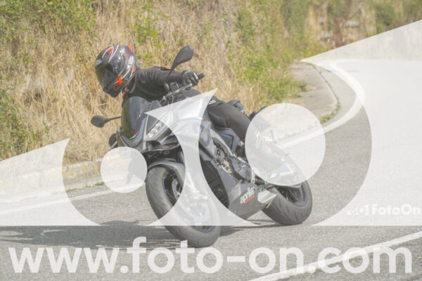<h1 class="product-title">thumb_FF106033</h1>