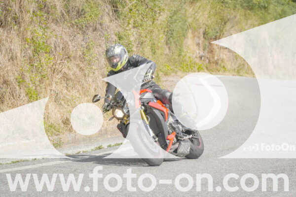 <h1 class="product-title">thumb_FF106037</h1>