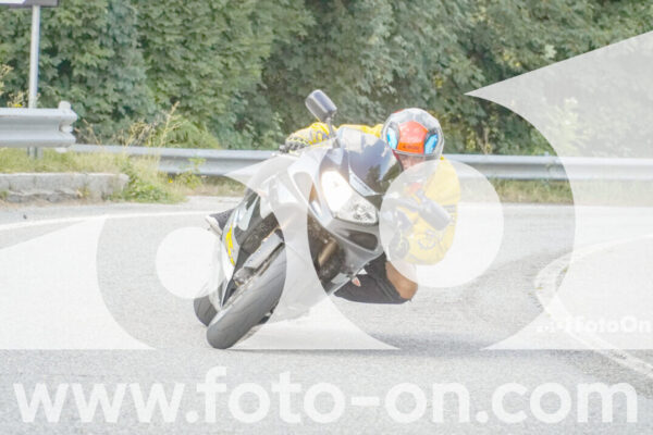 <h1 class="product-title">thumb_FF106068</h1>