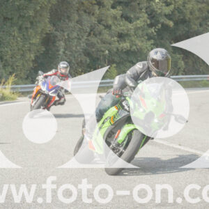 thumb_FF106069-1