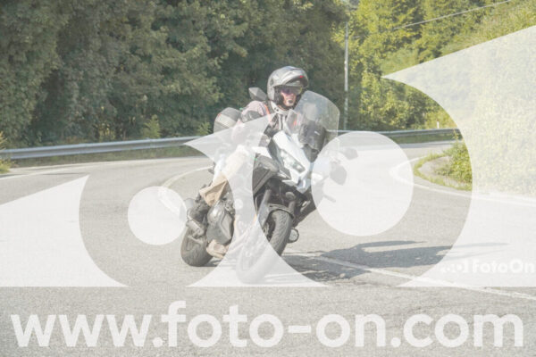 <h1 class="product-title">thumb_FF106072</h1>